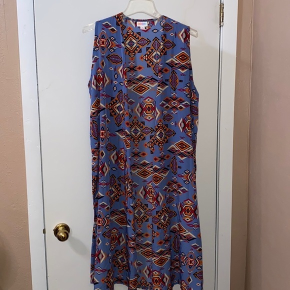 LuLaRoe Tops - Beautiful NWT joy by LuLaRoe